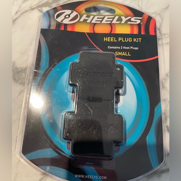 Heely Plug Kit - BNWT $5 Add on - Picture 1 of 1